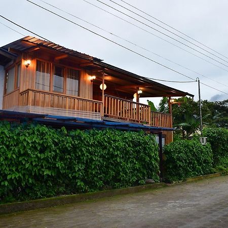 Hostal Los Farolitos 明多 外观 照片