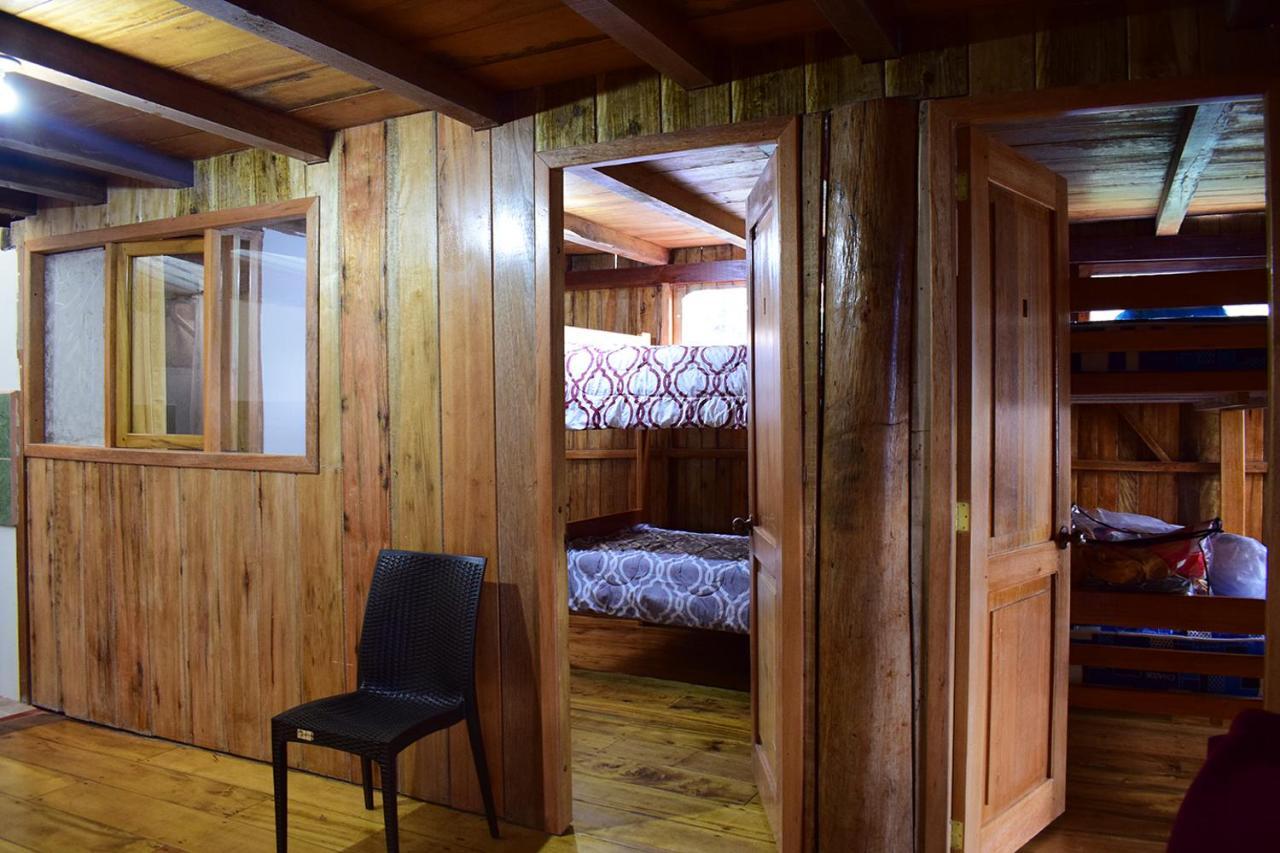Hostal Los Farolitos 明多 外观 照片